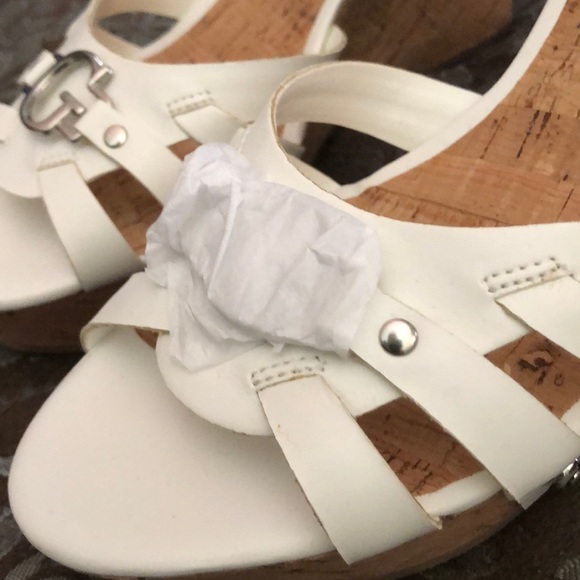 Guess white cork heal sandels size 10 - Picture 7 of 9